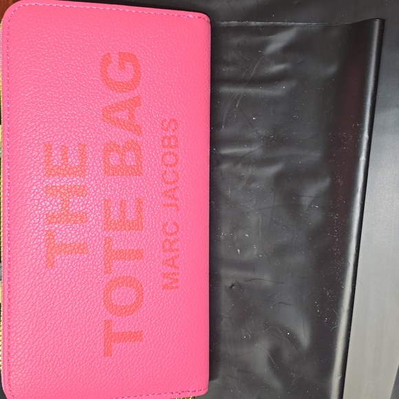 Walets - Picture 2 of 4